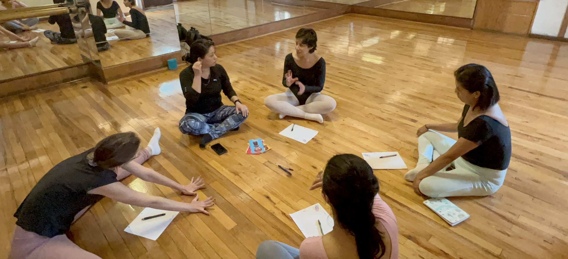 FEMDANZA | Academia de Jazz-Contempo, Ballet y Barra al piso.